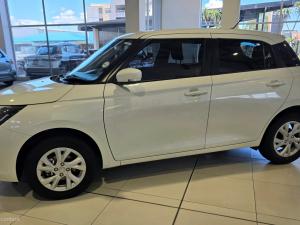 Suzuki Swift 1.2 GL+ auto - Image 4