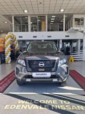 Nissan Navara 2.5DDTi double cab SE Plus auto - Image 1