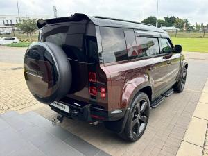 Land Rover Defender 110 D350 Sedona Edition - Image 9