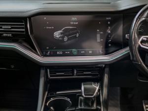 Volkswagen Touareg V6 TDI Executive R-Line - Image 15