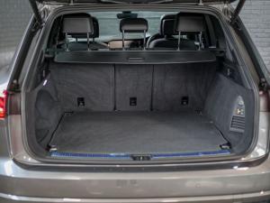Volkswagen Touareg V6 TDI Executive R-Line - Image 26