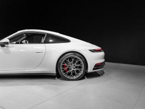 Porsche 911 Carrera S coupe - Image 5