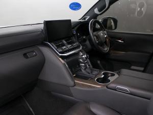 Toyota Land Cruiser 300 3.3D ZX - Image 7