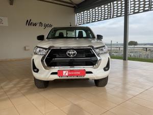 Toyota Hilux 2.4GD-6 single cab Raider manual - Image 4