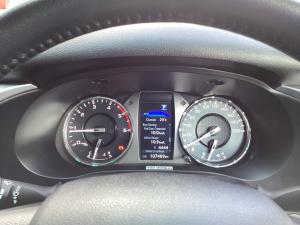 Toyota Hilux 2.8GD-6 double cab Raider auto - Image 11