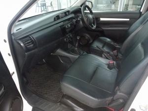 Toyota Hilux 2.4GD single cab S (aircon) - Image 7
