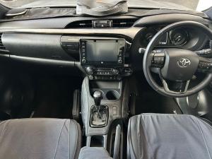 Toyota Hilux 2.8GD-6 double cab 4x4 Legend auto - Image 6
