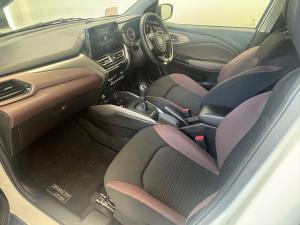 Toyota Starlet Cross 1.5 XR manual - Image 7