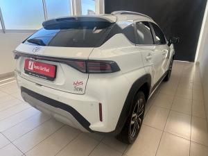 Toyota Starlet Cross 1.5 XR manual - Image 2