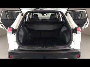 Toyota Corolla Cross 1.8 XR - Image 13