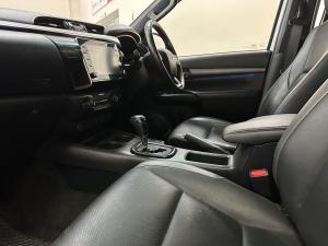 Toyota Hilux 2.8GD-6 double cab 4x4 Legend auto - Image 7