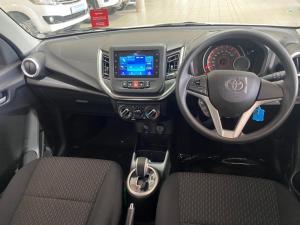 Toyota Vitz 1.0 XR AMT - Image 6