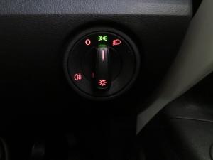 Volkswagen Move UP! 1.0 5-Door - Image 12