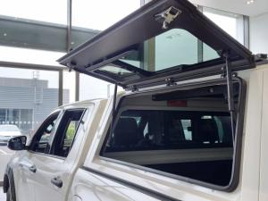 Toyota Hilux 2.8 GD-6 RB Legend 4X4 automaticD/C - Image 10