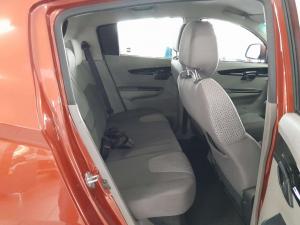 Mahindra KUV 100 1.2 K6+ - Image 20