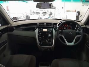 Mahindra KUV 100 1.2 K6+ - Image 7