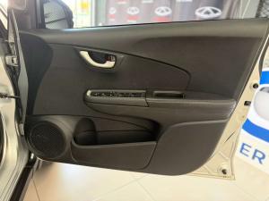 Honda BR-V 1.5 Elegance CVT - Image 20