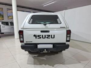 Isuzu D-Max 250 double cab 4x4 Hi-Ride - Image 13