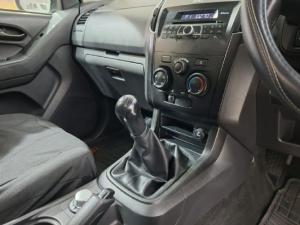 Isuzu D-Max 250 double cab 4x4 Hi-Ride - Image 17
