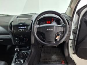 Isuzu D-Max 250 double cab 4x4 Hi-Ride - Image 19