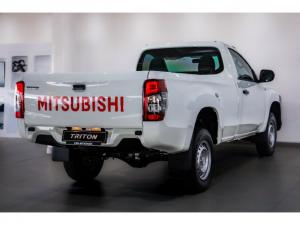 Mitsubishi Triton 2.4DI-D single cab GL - Image 5
