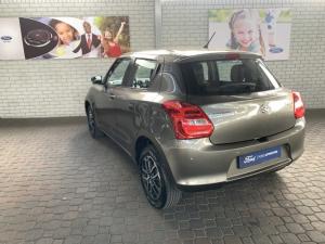 Suzuki Swift 1.2 GLX manual - Image 3