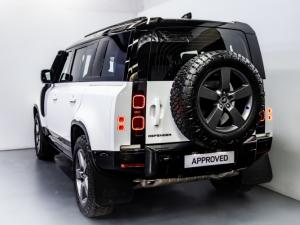 Land Rover Defender 110 D350 X-Dynamic HSE - Image 12