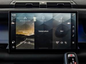 Land Rover Defender 110 D350 X-Dynamic HSE - Image 21