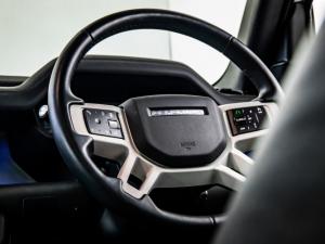 Land Rover Defender 110 D350 X-Dynamic HSE - Image 25