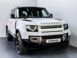 Land Rover Defender 110 D300 X-Dynamic HSE - Image 1