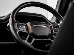 Land Rover Defender 110 D300 X - Image 16