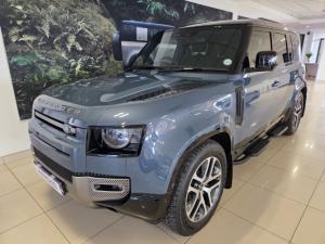 Land Rover Defender 110 D250 X-Dynamic SE - Image 1