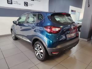 Renault Captur 66kW turbo Blaze - Image 4