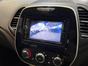 Renault Captur 66kW turbo Blaze - Image 4