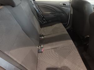 Toyota Etios hatch 1.5 Sprint - Image 7