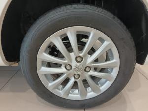 Toyota Etios hatch 1.5 Sprint - Image 8
