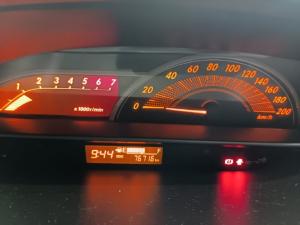Toyota Etios hatch 1.5 Sprint - Image 9
