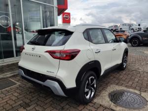 Nissan Magnite 1.0 Visia auto - Image 3