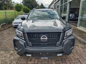Nissan Navara 2.5DDTi double cab Stealth - Image 2