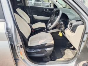 Hyundai Venue 1.2 Premium - Image 5