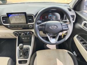 Hyundai Venue 1.2 Premium - Image 8