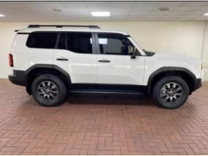 Toyota Land Cruiser Prado 2.8GD VX-R - Image 5