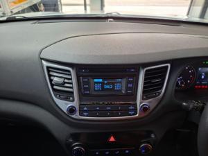 Hyundai Tucson 2.0 Premium auto - Image 15