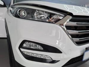 Hyundai Tucson 2.0 Premium auto - Image 5