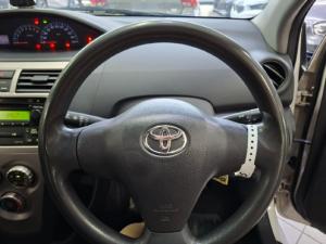 Toyota Yaris 1.3 sedan T3 - Image 15