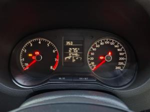 Volkswagen Polo Vivo hatch 1.4 Trendline - Image 14