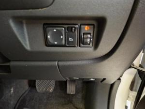 Nissan Almera 1.5 Acenta auto - Image 14