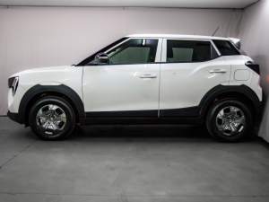 Mahindra XUV 3XO 1.2T MX2 manual - Image 2