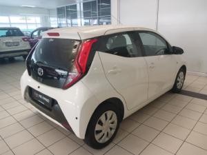 Toyota Aygo 1.0 - Image 10