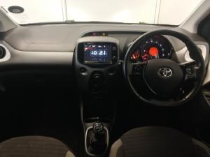 Toyota Aygo 1.0 - Image 8
